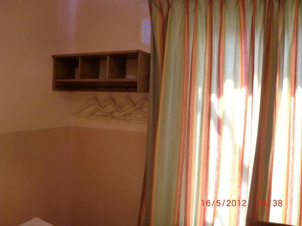 Budget Hotel Neutraal Amszterdam Szoba fotó
