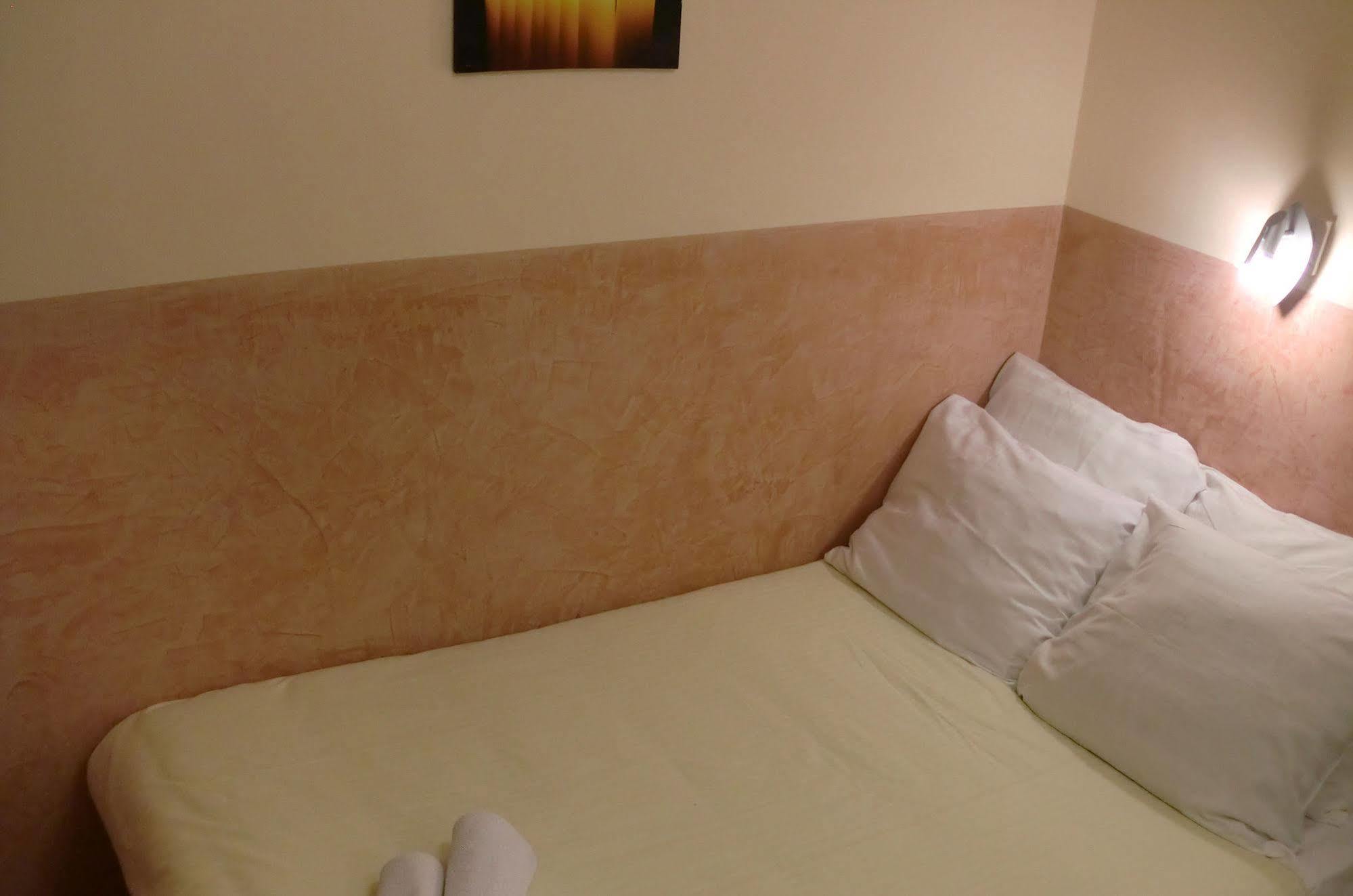 Budget Hotel Neutraal Amszterdam Kültér fotó